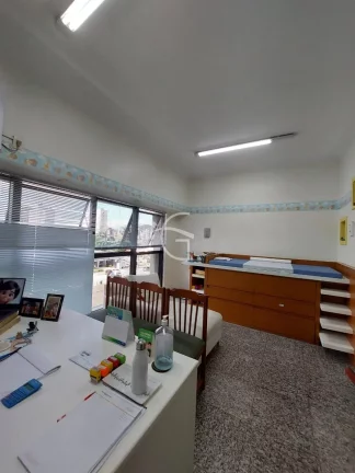 Imagem ÓTIMA SALA COMERCIAL NO CONDOMÍNIO MEDCLÍNICAS BAIXOU PARA R$ 349.000,00