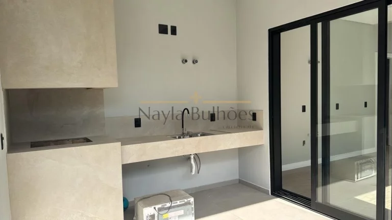 Imagem CASA RESIDENCIAL em São José - SC, Forquilhas