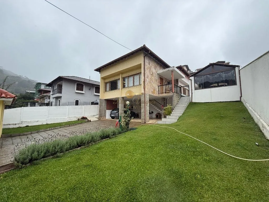 Imagem Casa para Venda em Teresópolis / RJ no bairro Tijuca
