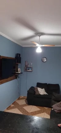 Imagem Apartamento térreo, o qual possui, 2 dormitórios, sala, cozinha, banheiro e lavandeira. Área de l...