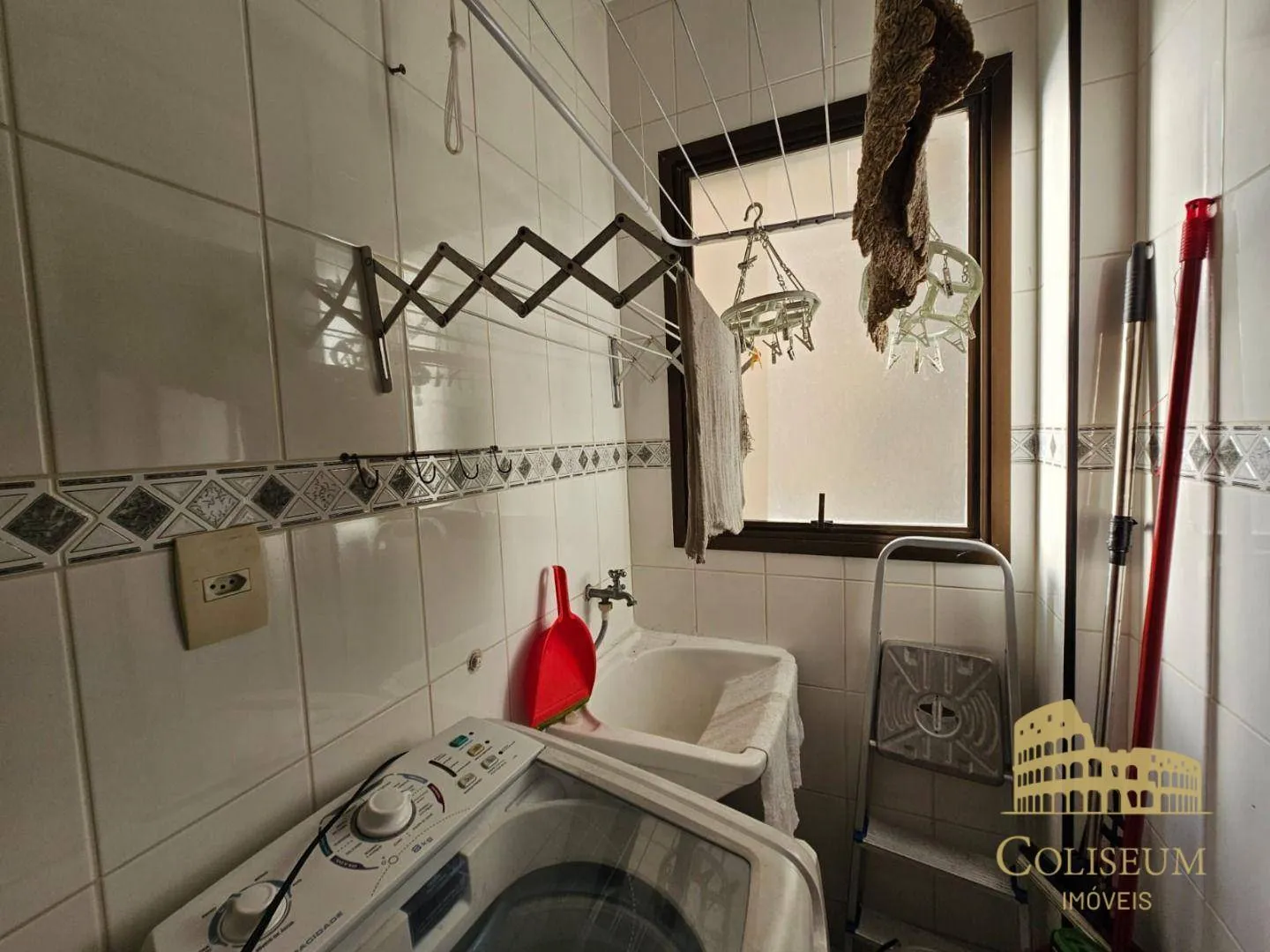 Imagem Apartamento com 1 dormitório à venda, 46 m² por R$ 350.000,00 - Vila Guilhermina - Praia Grande/SP