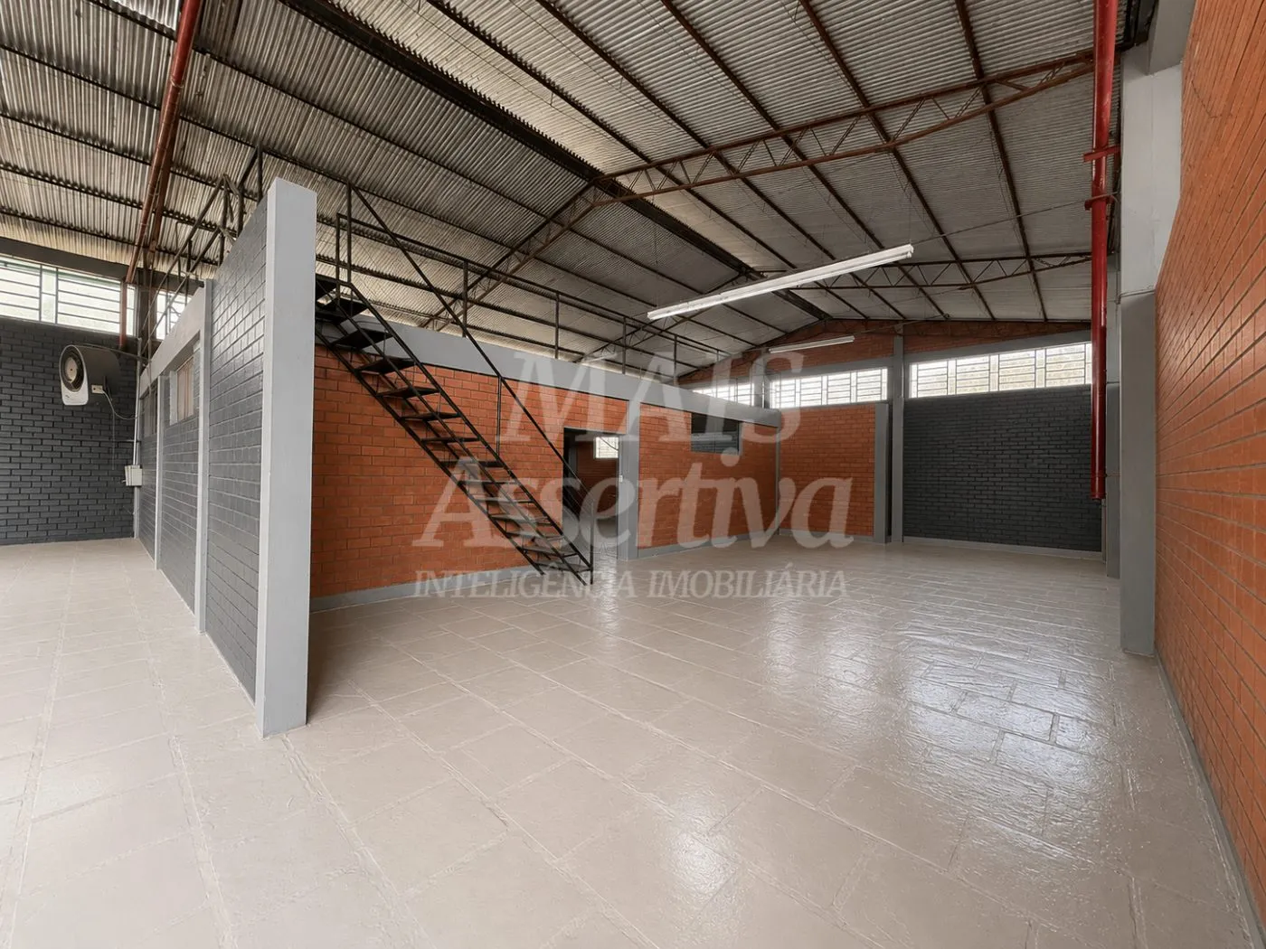 Imagem Prédio comercial pra locação de 1.440m² e terreno de 2.000m² - Novo hamburgo