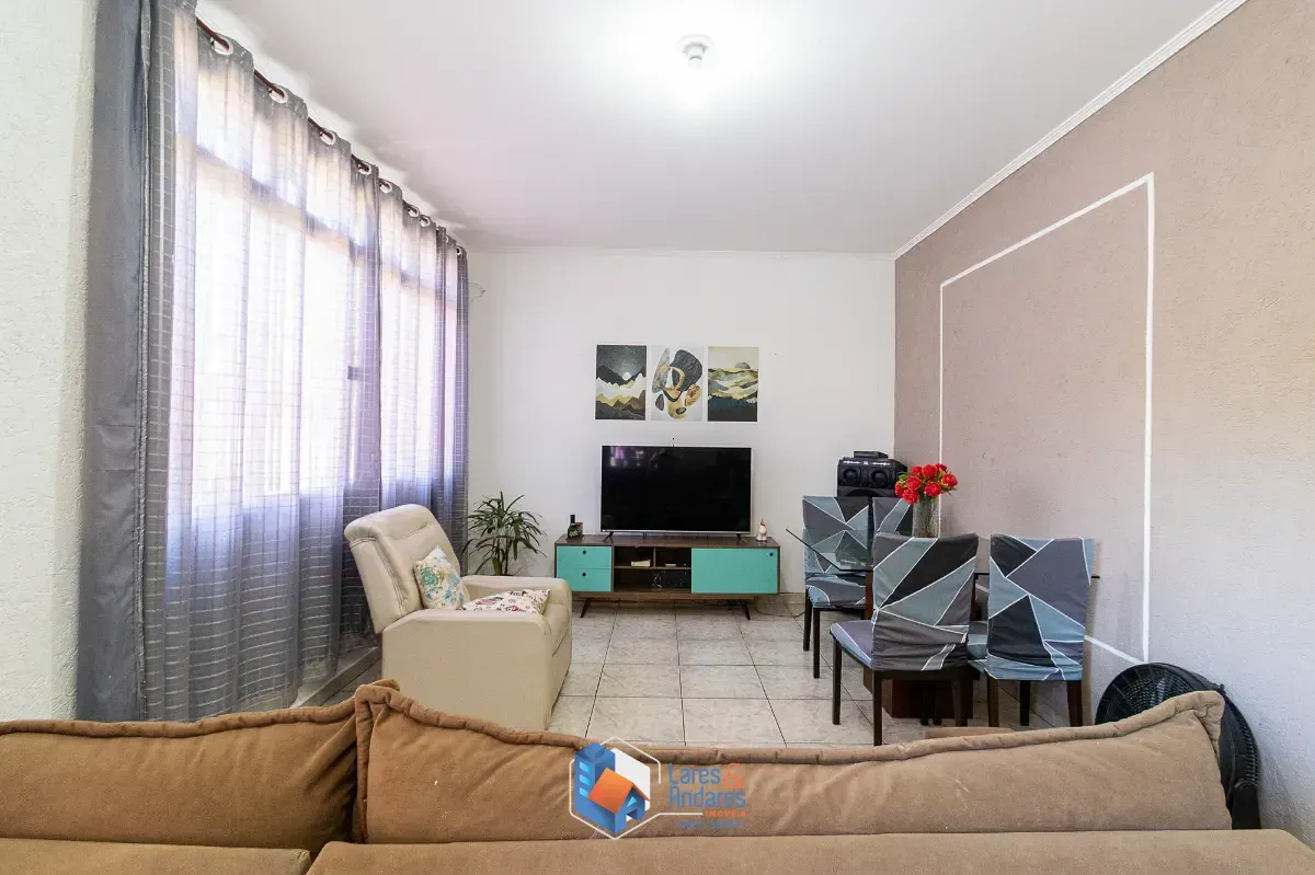 Imagem Sobrado para venda em Vila Carbone com 3 quartos, 189m²