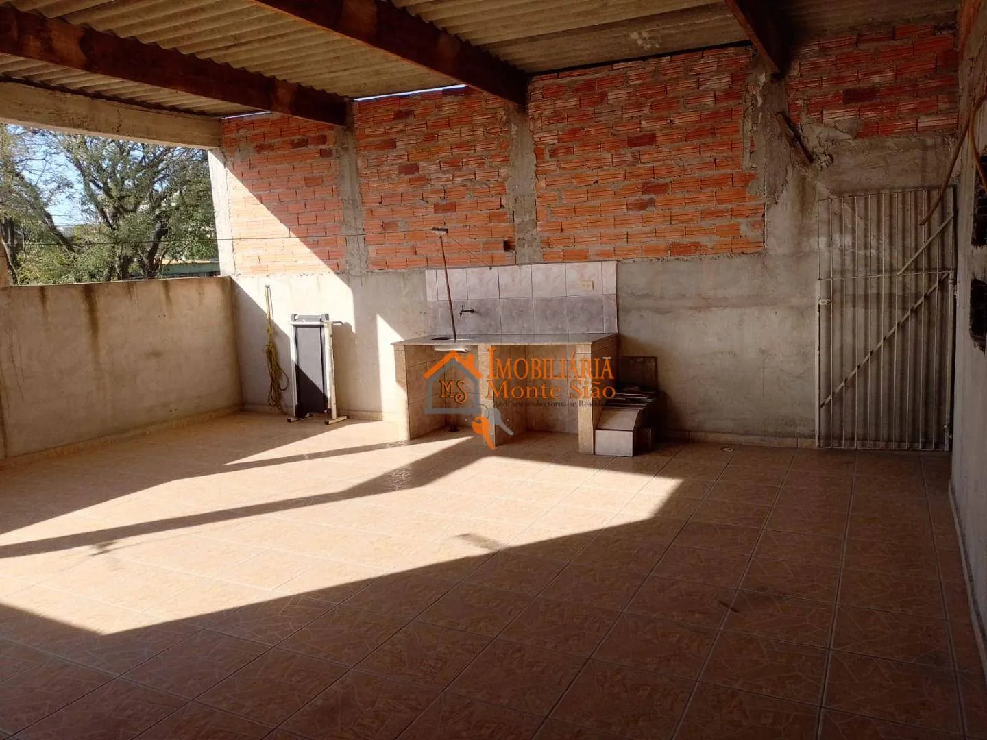Imagem Sobrado com 2 dormitórios à venda, 147 m² por R$ 371.000,00 - Jardim Ema - Guarulhos/SP
