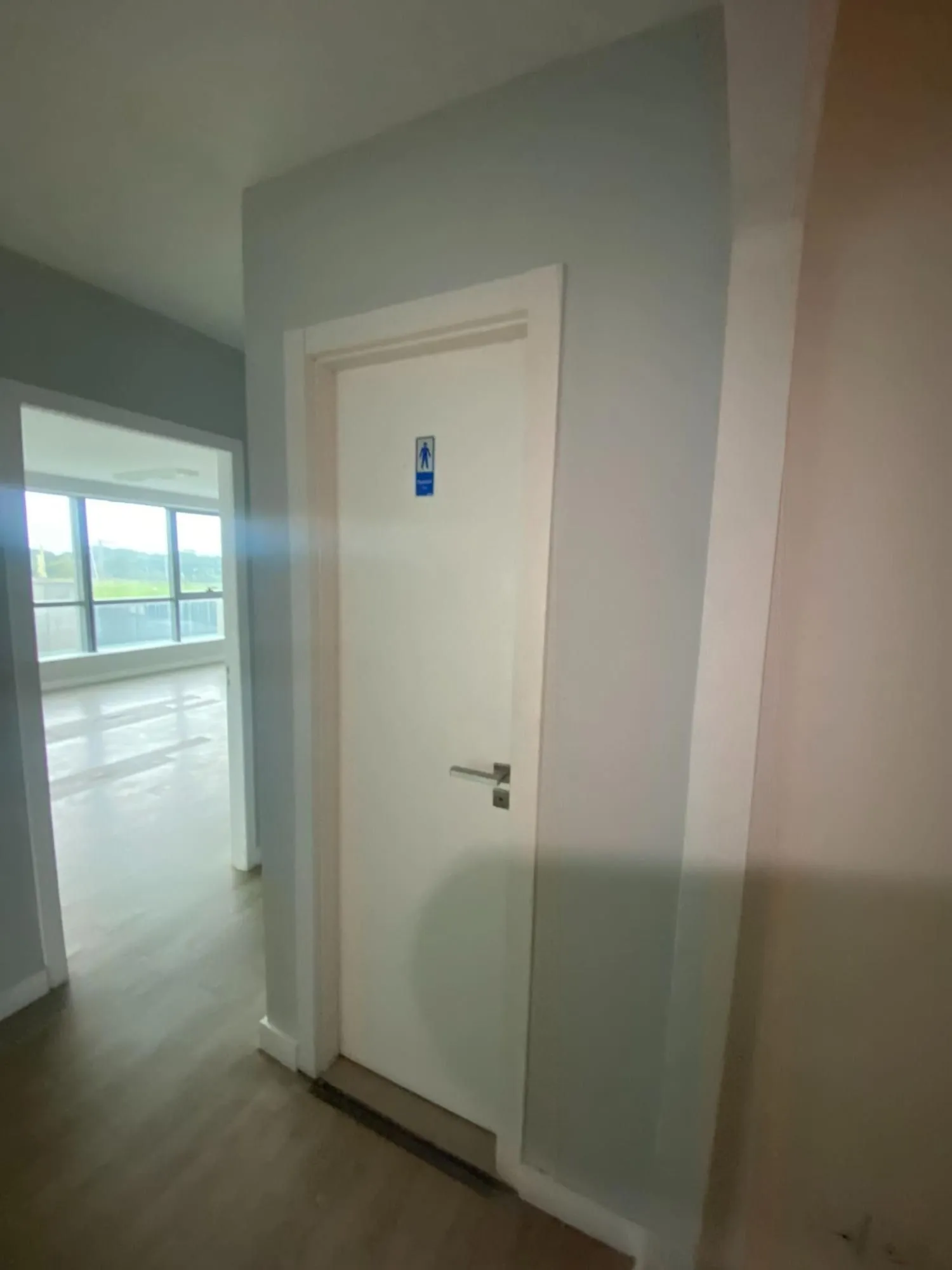Imagem Sala Comercial no Bairro Praia de Belas - Porto Alegre