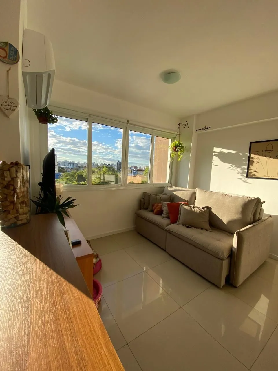 Imagem Excelente apartamento de 02 dormitórios com suíte na região central