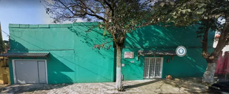 Imagem Vende-se imóvel comercial de 600m² com casa e academia conjugadas, próximo à USP!