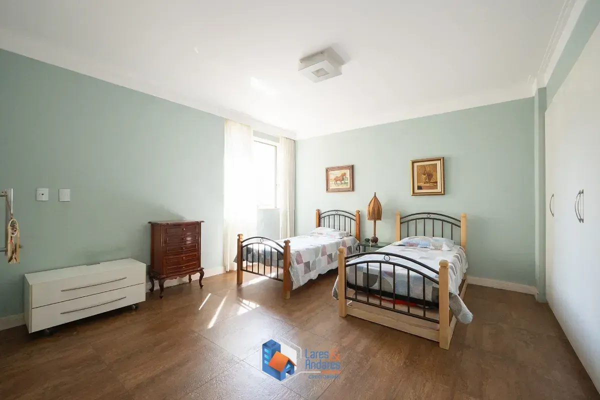 Imagem Apartamento para venda em Aclimação com 3 quartos, sendo 1 suíte, 171m²
