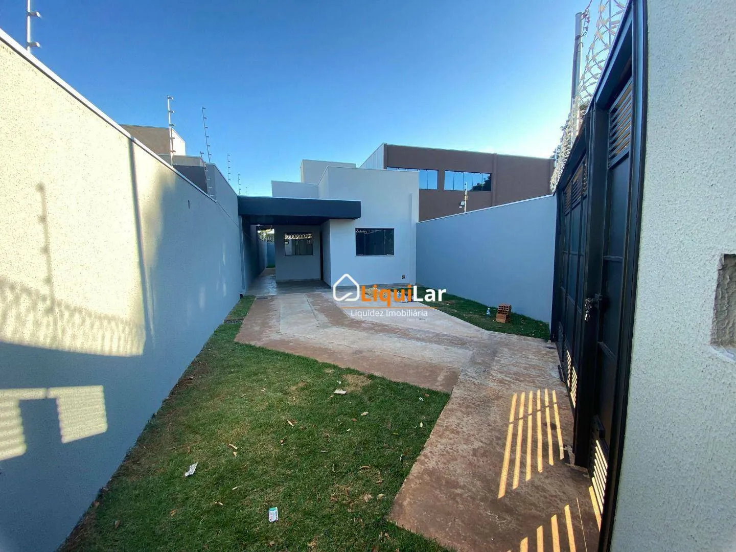 Imagem Sua Oportunidade Única: Casa Nova com Suíte e Design Sofisticado - Pronta para Morar!