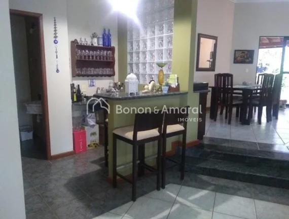 Imagem Casa à venda no Condomínio Oruam em Valinhos , térrea , contendo apenas escada para acessar a cas...