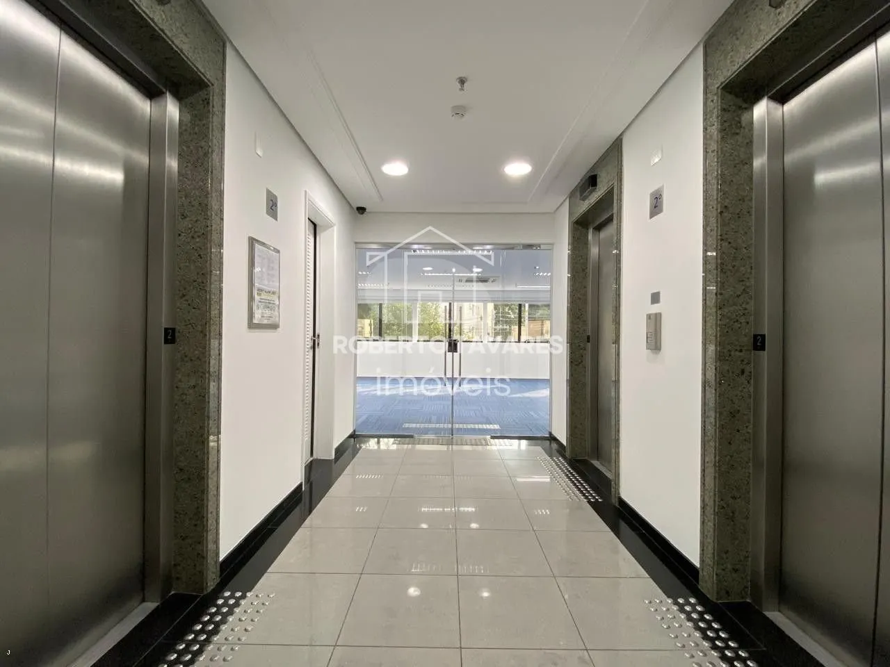 Imagem Prédio Inteiro de 2452m² no bairro Vila Mariana, em São Paulo