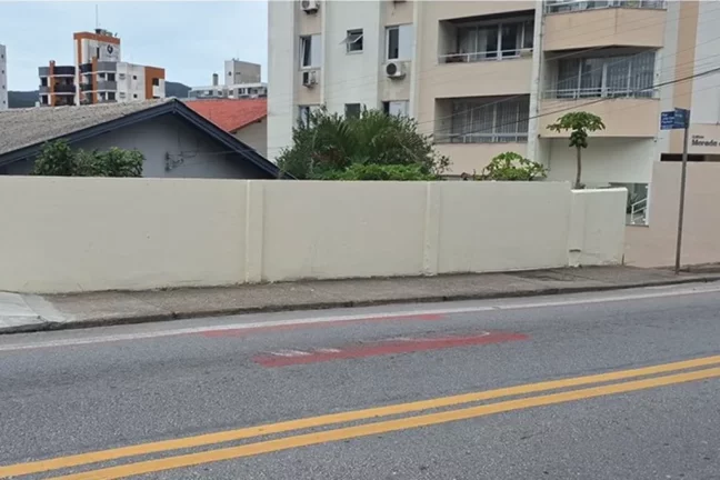 Imagem TLL 399 Lote 590441044-59 - Terreno à venda no bairro Trindade - Florianópolis/SC