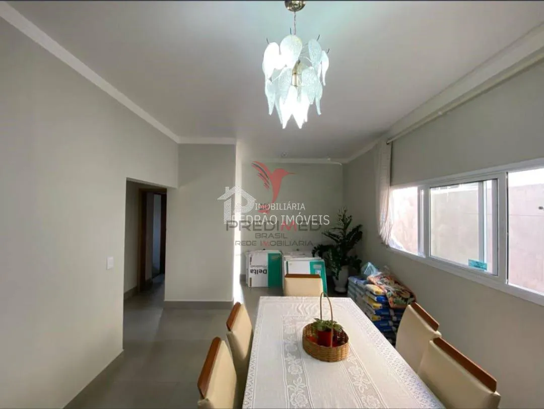 Imagem Casa de 2 quartos, 234m² no bairro Vila Antonieta I, em Lençóis Paulista