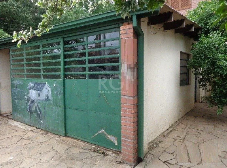 Imagem Casa para Venda - 200m², 5 dormitórios, sendo 1 suites, 4 vagas - Glória