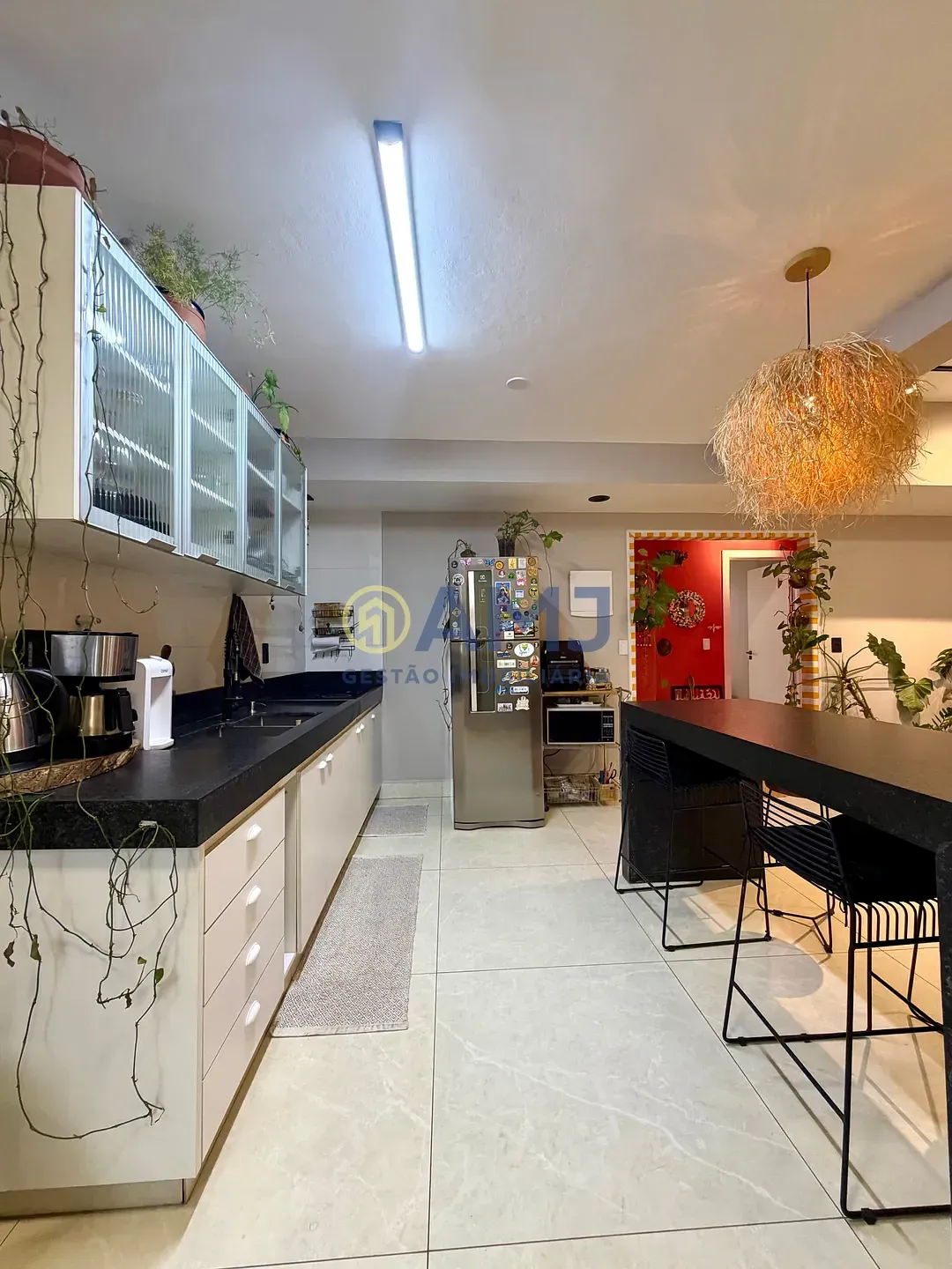 Imagem APARTAMENTO MOBILIADO E TOTALMENTE REFORMADO À VENDA - CENTRO | RUA 07