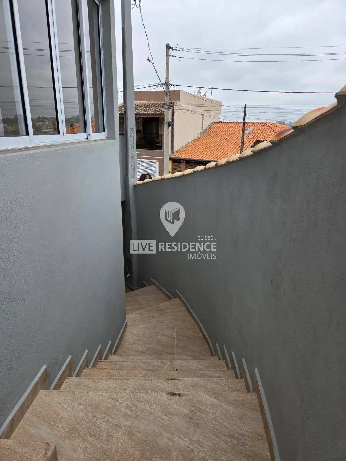 Imagem Sobrado à venda em Bairro bem localizado !