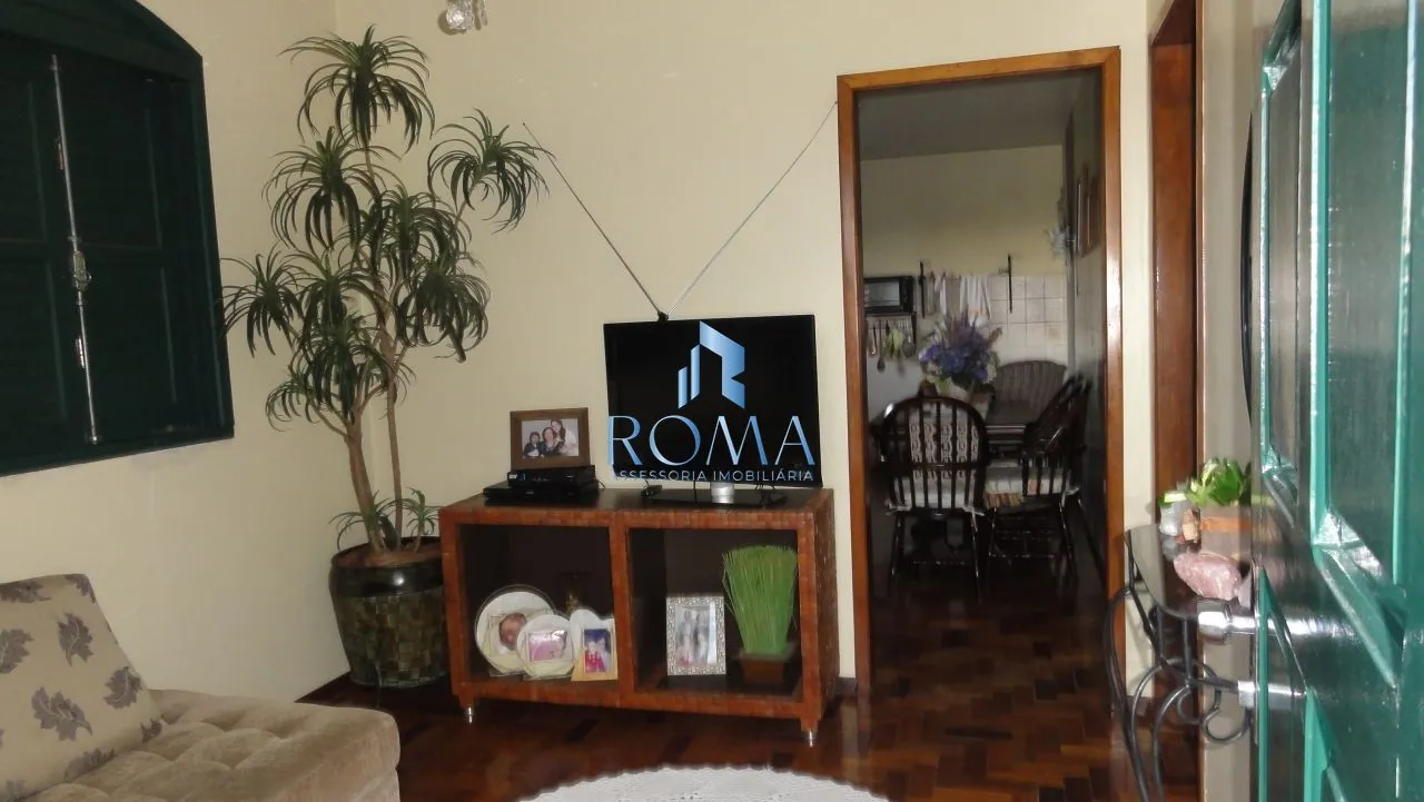 Imagem Casa 5 dormitórios à venda Diácono João Luiz Pozzobon Santa Maria/RS