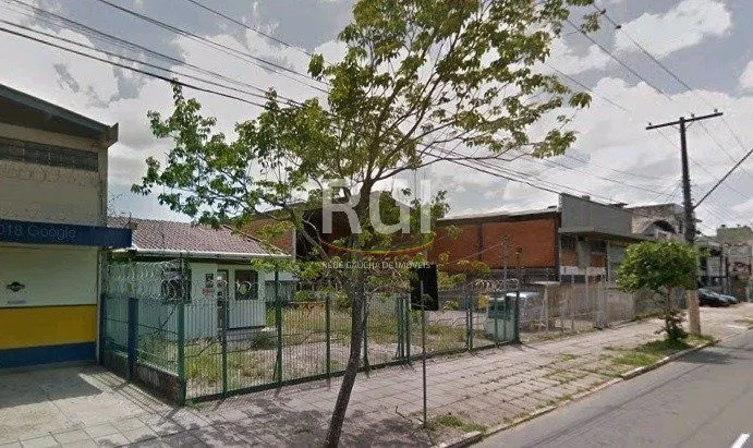 Imagem Terreno para Venda - 450m², 0 dormitórios, Partenon