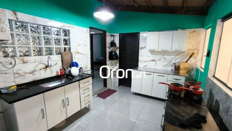 Imagem Casa à venda, 185 m² por R$ 380.000,00 - Residencial Solar Bougainville - Goiânia/GO