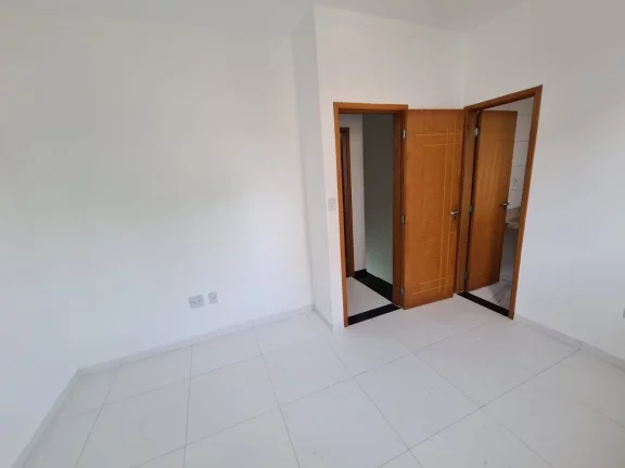 Imagem Casa em Világio no Campo Grande! São 2 suítes e vaga coberta!