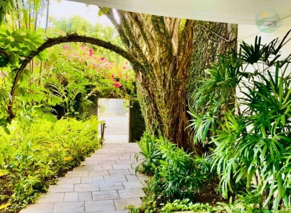 Imagem Casa ampla 850m2 com área externa acolhedora, Venda, em Setubal, Boa Viagem, Recife.