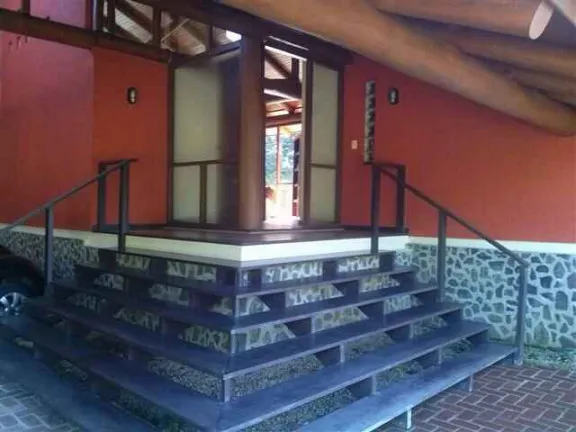 Casa com 3 Quartos à Venda, 250 m² em Primeira Linha - Criciúma