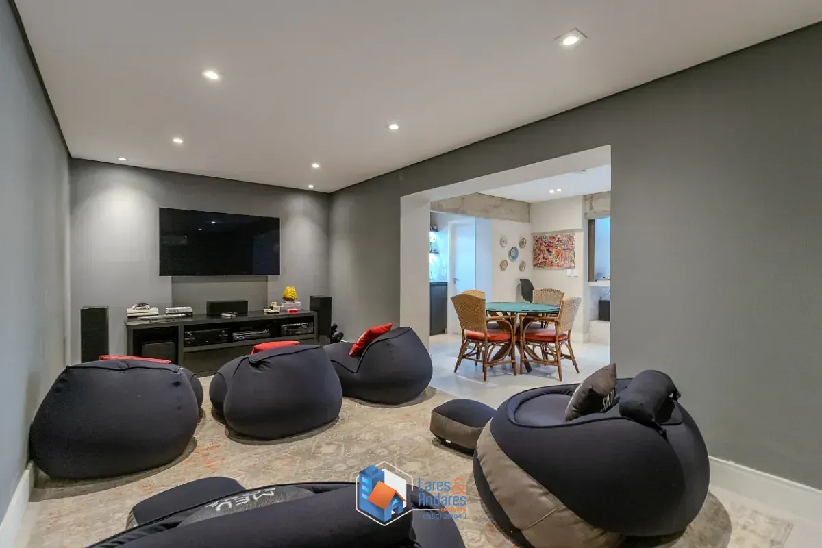 Imagem Casa para venda em Brooklin Paulista com 3 quartos, sendo 3 suítes, 383m²