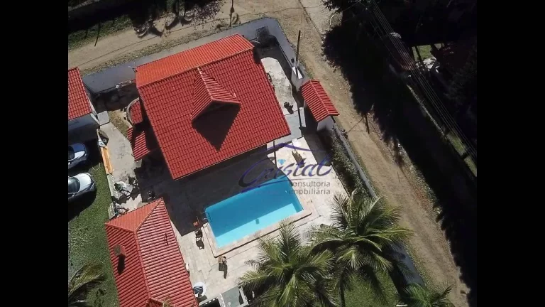 Imagem Chácara com 5 dormitórios à venda, 2400 m² por R$ 1.000.000,00 - Jardim Caju - Pedro de Toledo/SP