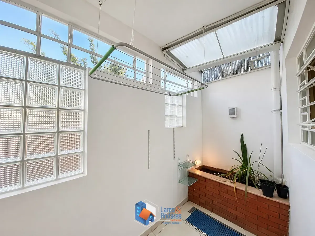 Imagem Casa no condomínio Condomínio Vila Micheletti para venda com 2 quartos, 60m²