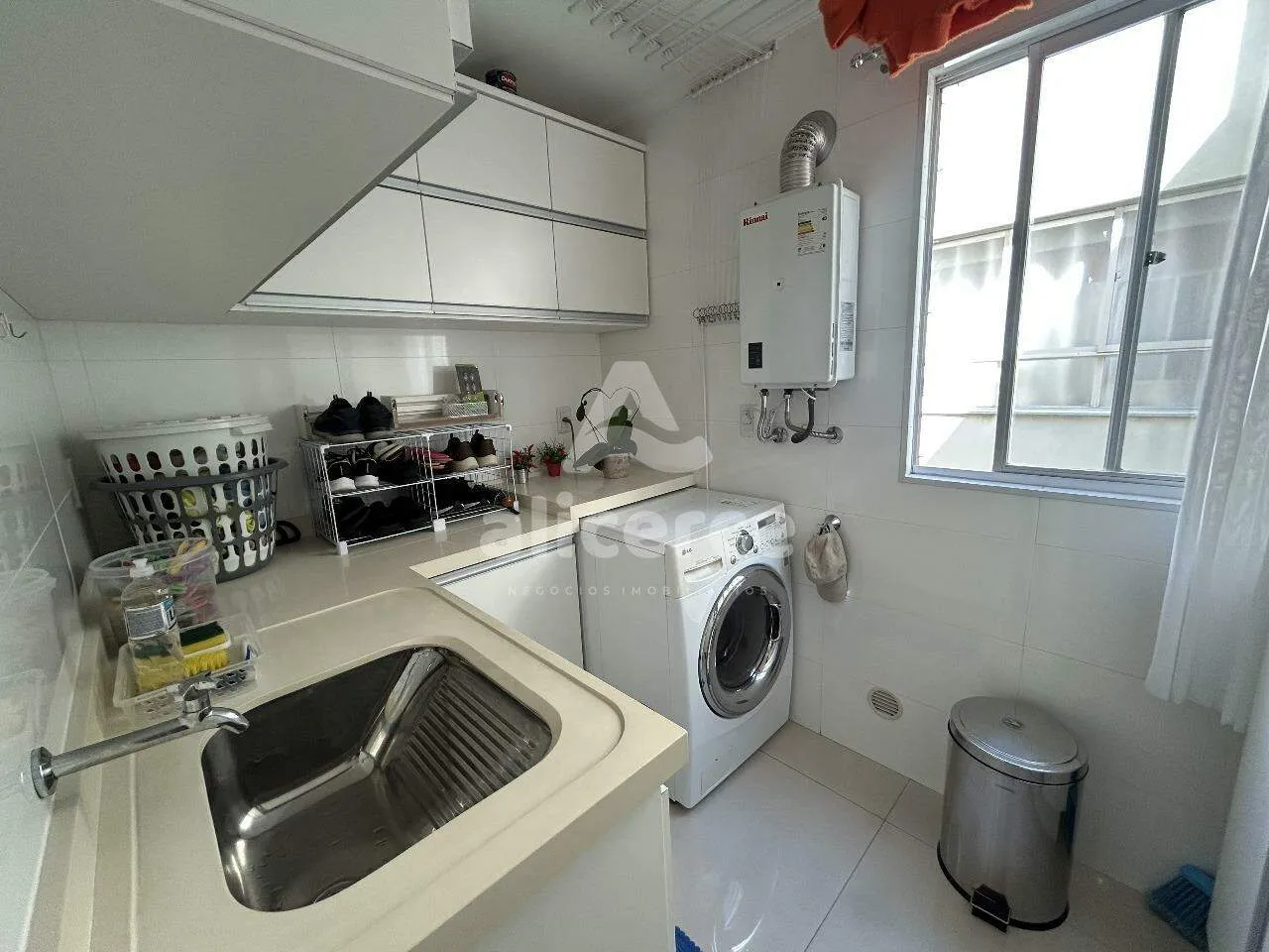 Imagem Apartamento à venda com 3 quartos 1 suíte, 89,56m² em Balneário Florianópolis