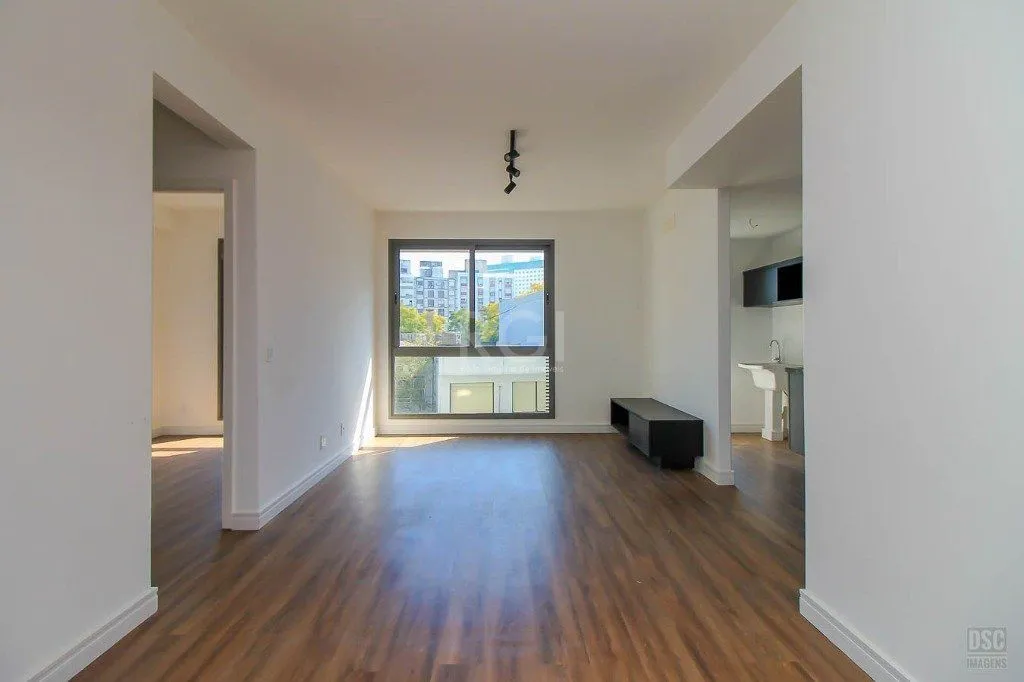 Imagem Semi mobiliado 2 quartos (1 suíte) e 1 vaga. Infra completa e ótima localização