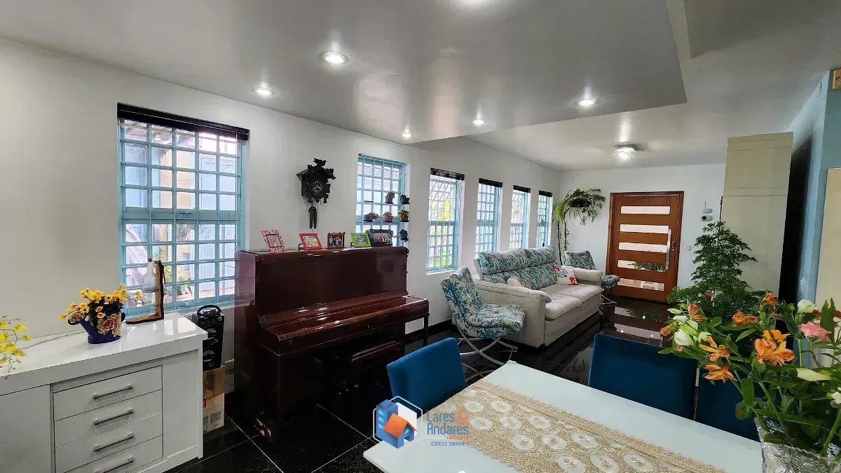 Imagem Casa para venda em Saúde com 3 quartos, sendo 3 suítes, 119m²