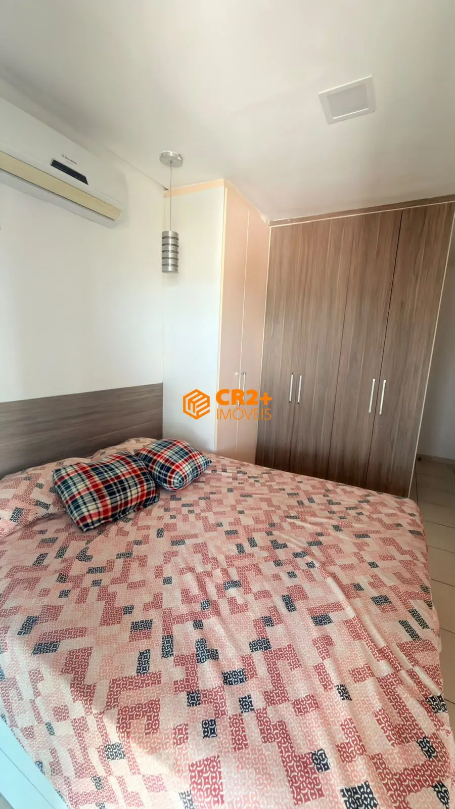 Imagem CASA À VENDA EM CONDOMÍNIO EM GRAVATÁ - 5 QUARTOS, 3 SUÍTES E ÁREA GOURMET