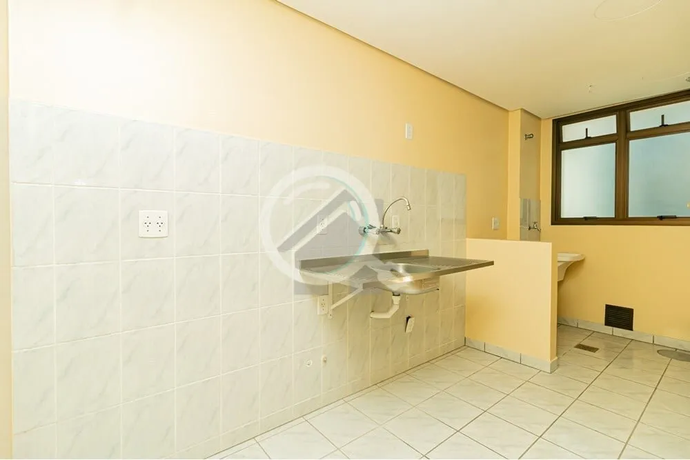 Imagem Oportunidade para você morar com sua família no bairro boêmio de Porto Alegre. Excelente apartame...