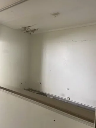 Imagem Alugo 2 Salões Comercial em Santo André. Vila Valparaiso