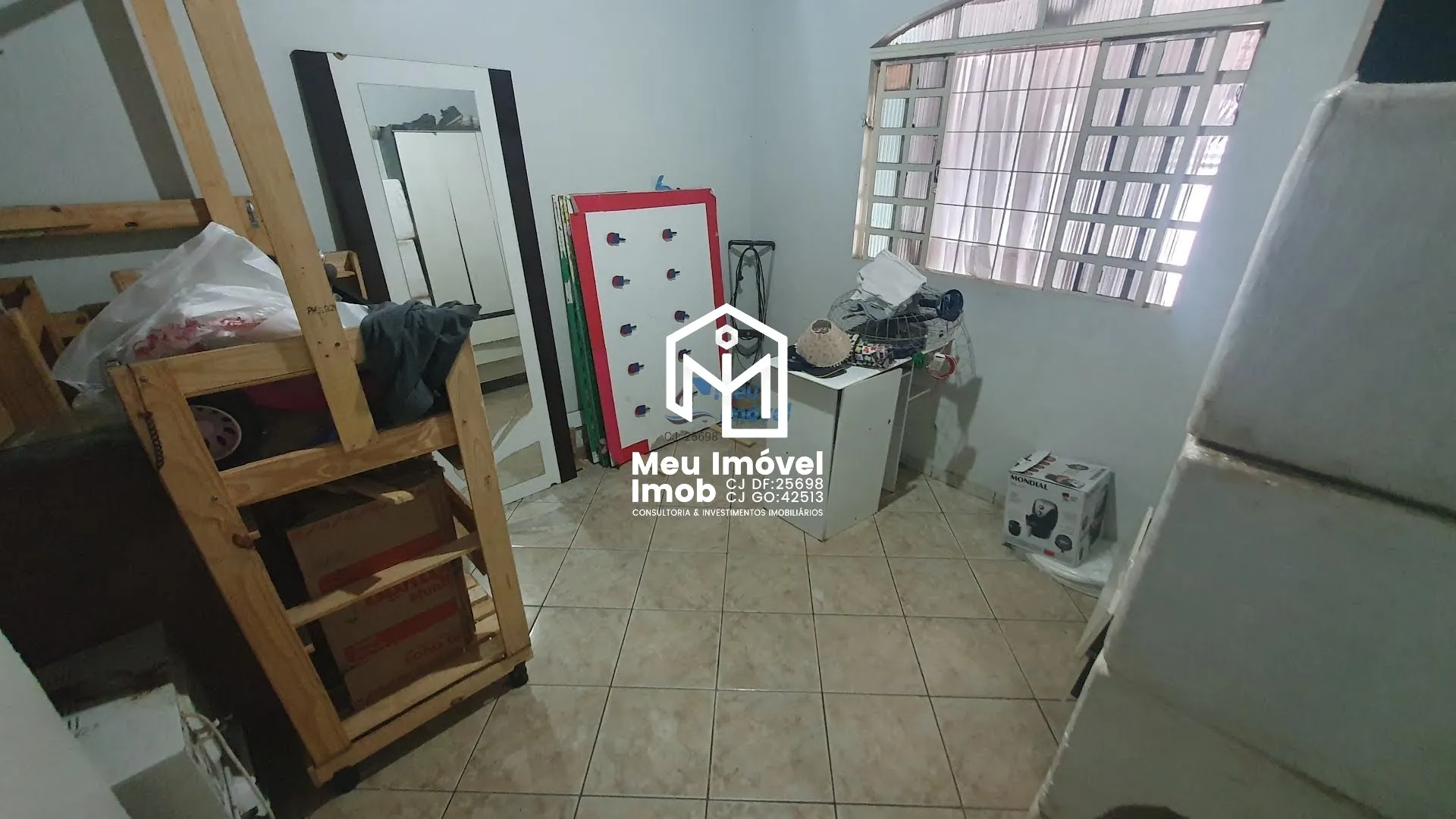 Imagem Casa com Loja 4 Quartos 3 Vagas 190m² Box em Blindex