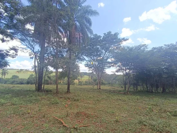 Imagem Sítio à venda, com 2 quartos, 3Alqueires Paulista