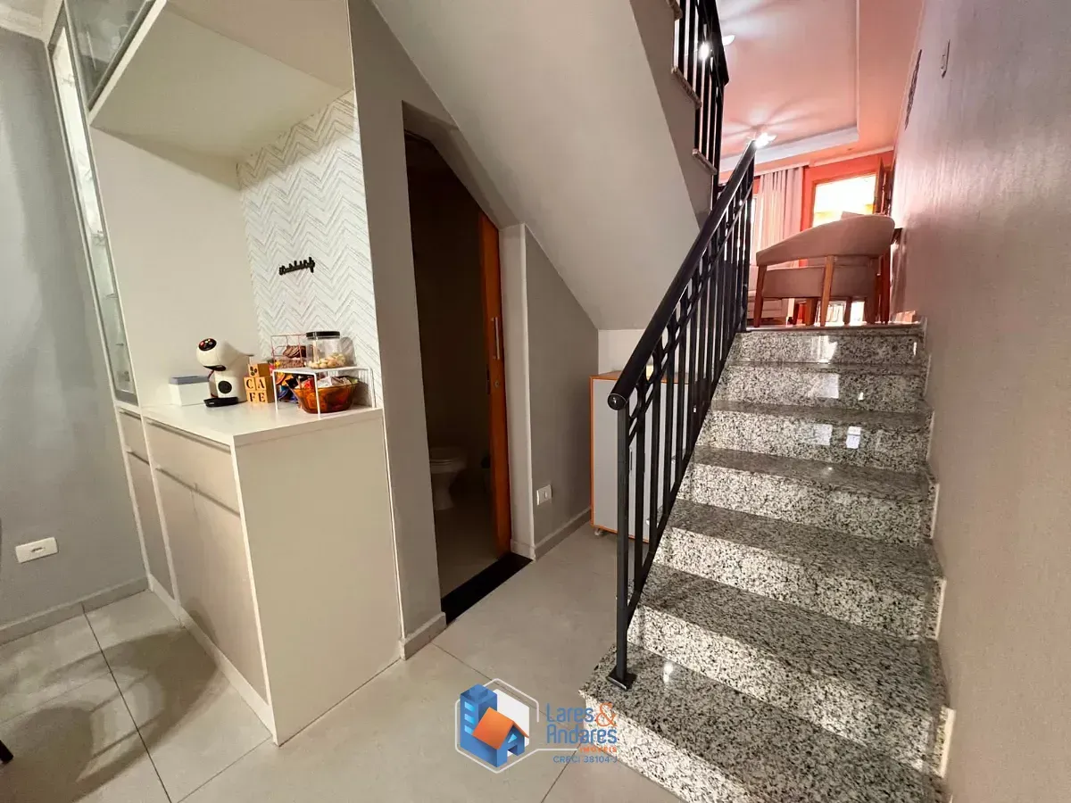 Imagem Sobrado para venda em Vila Constança com 3 quartos, sendo 3 suítes, 123m²