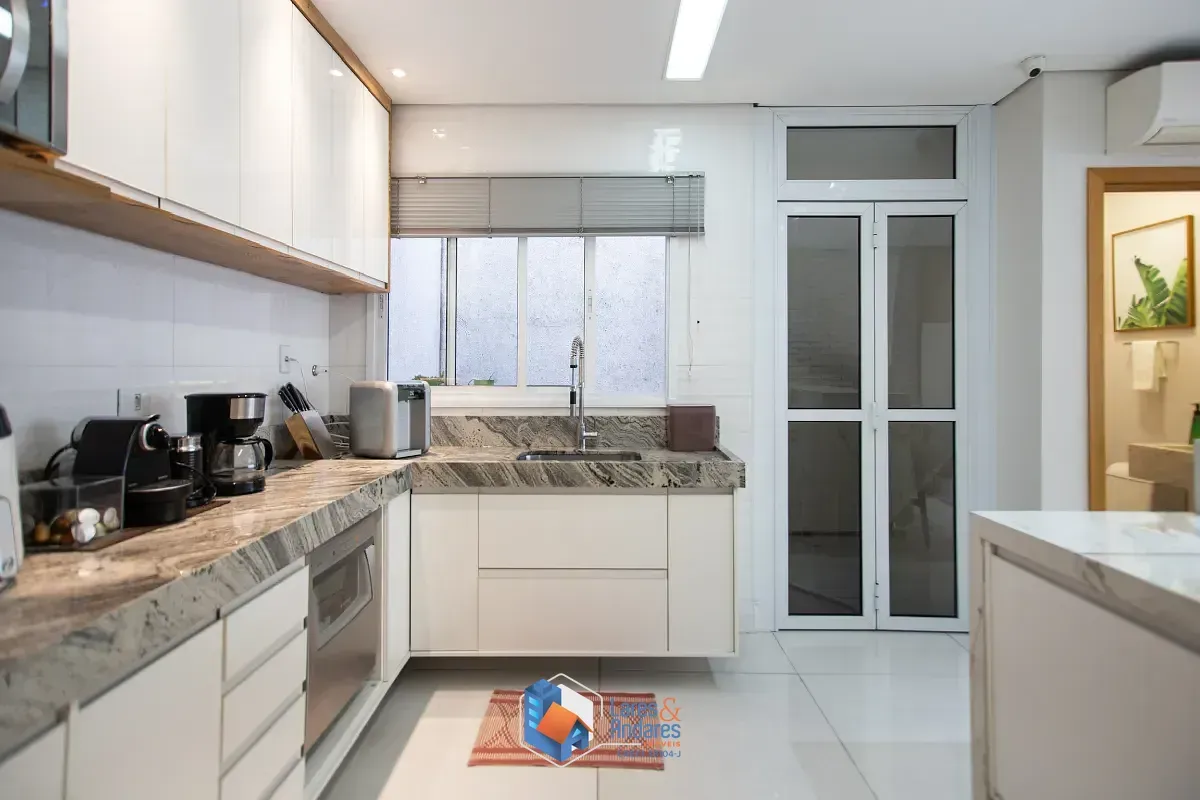 Imagem Casa no condomínio Residencial Lima e Silva para venda com 2 quartos, sendo 2 suítes, 152m²