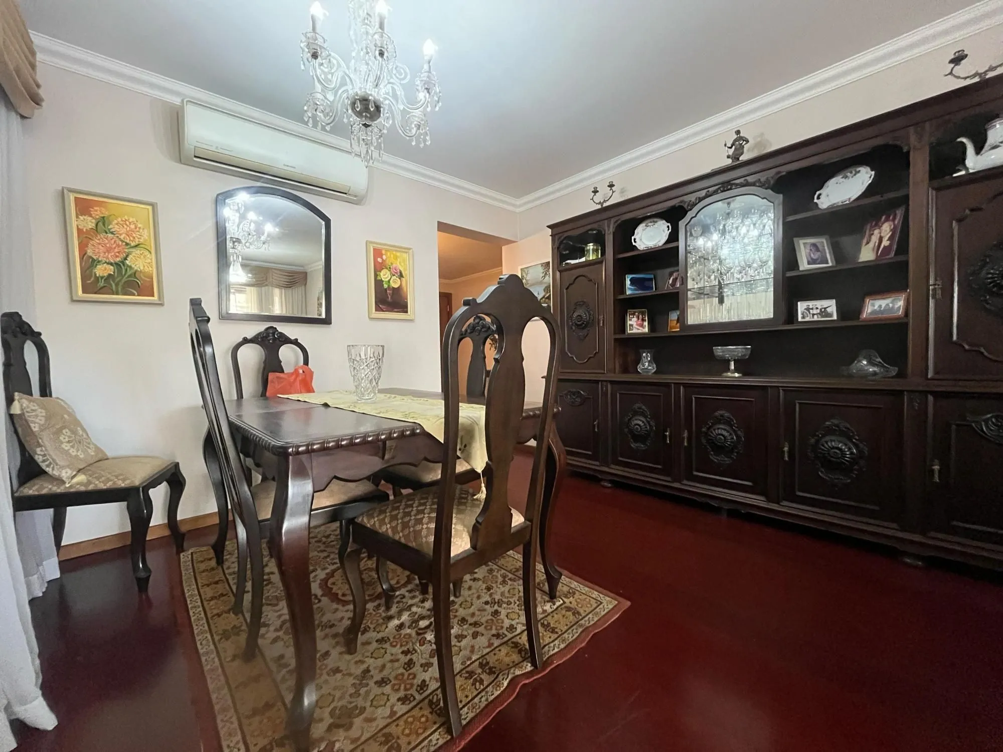Imagem Apartamento 3 quartos, suíte, sacada, lareira, churrasqueira, 2 vagas de garagem