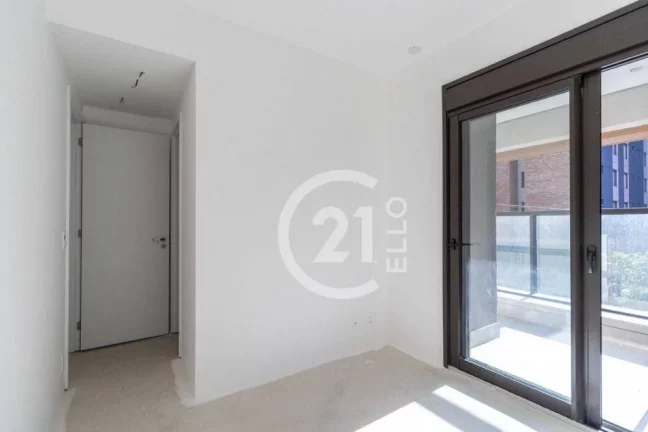 Imagem Moema, novo, 3 suítes, 153m²