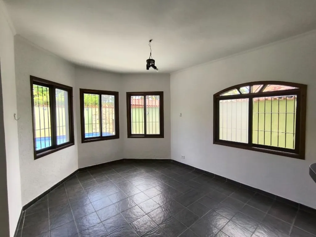 Imagem CASA COM 232,00 m² - FLÓRIDA - PRAIA GRANDE SP