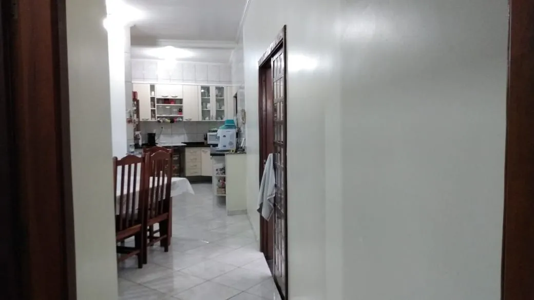 Imagem Casa à venda 4 Quartos, 1 Suite, 3 Vagas, 300M², Vila São José, Taubaté - SP