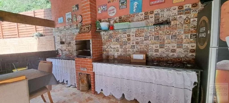 Imagem Casa para Venda em Teresópolis, Araras, 5 dormitórios, 4 suítes, 2 banheiros, 5 vagas