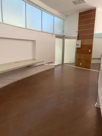 Imagem Galpão com 1400m² para locação em Mogi das Cruzes.