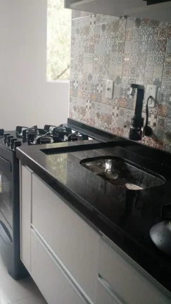 Imagem Apartamento à venda em Cotia-SP, Jardim Torino: 2 quartos, 1 banheiro, 1 vaga, 45,00 m² de área.