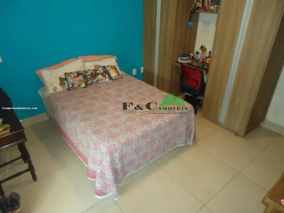 Imagem Casa para Venda em Iracemápolis, Centro, 4 dormitórios, 1 suíte, 3 banheiros, 5 vagas