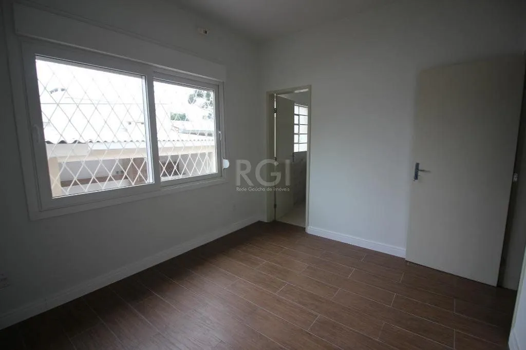 Imagem Casa com 3 Dormitórios Para comprar 250 m² - Petrópolis - Porto Alegre/R