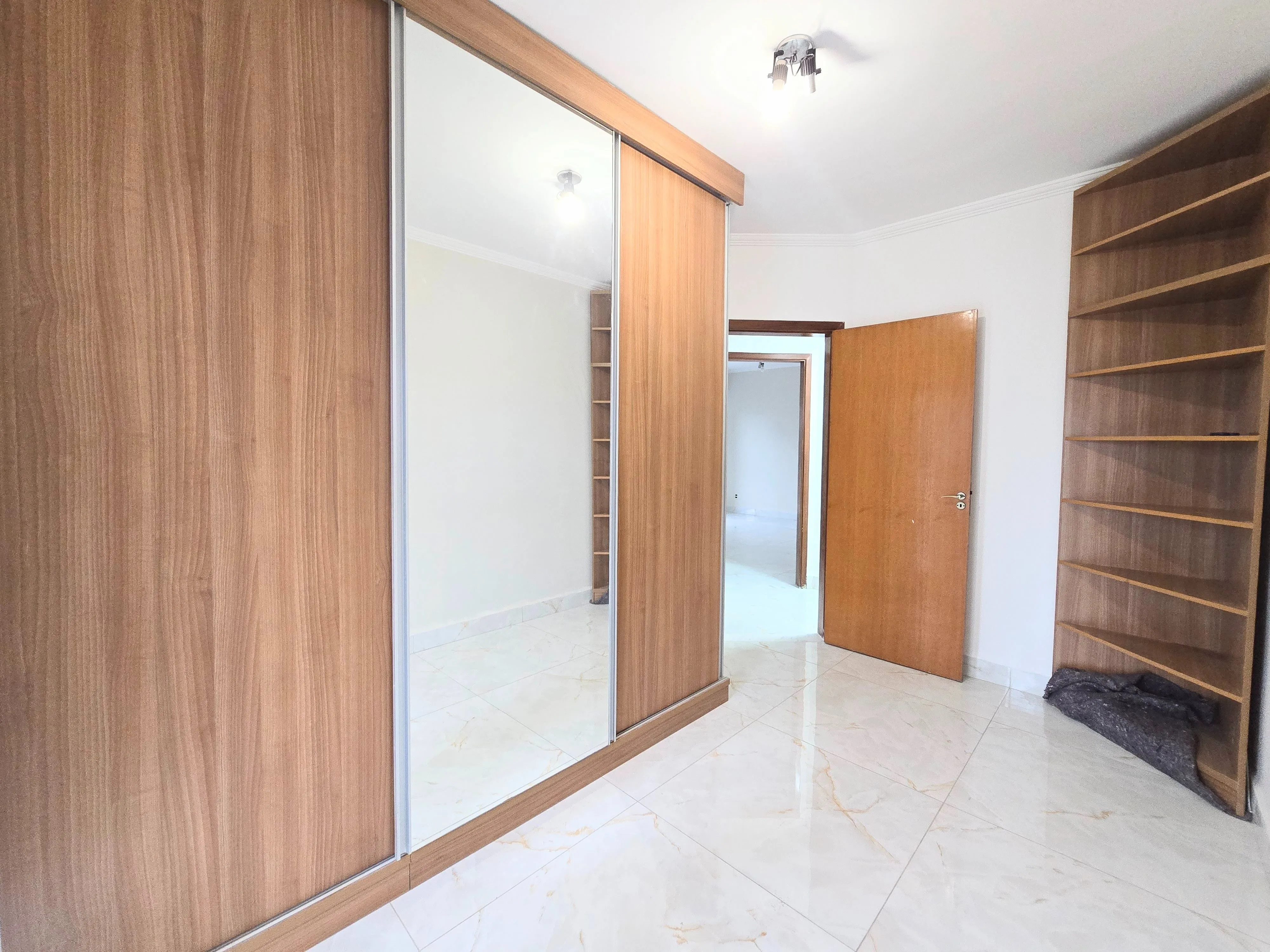 Imagem Apartamento no Condomínio Alto da Colina em Sorocaba | 133 m², 3 dormitórios, varanda gourmet e 2 vagas cobertas