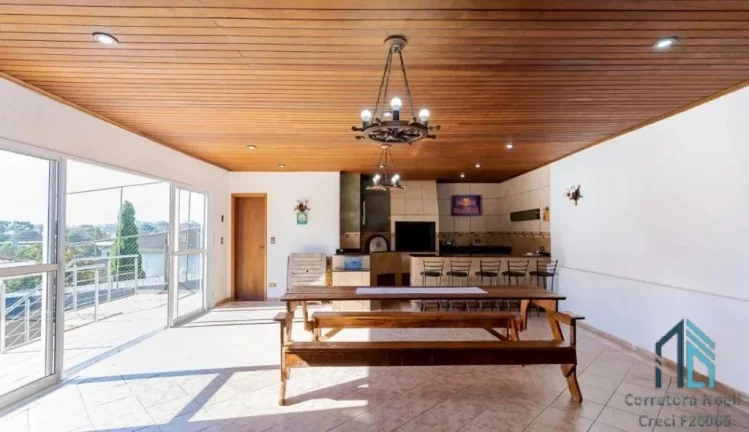 Imagem Casa PERMUTA 100%, 03 suítes, Piscina aquecida, no Uberaba em Curitiba PR